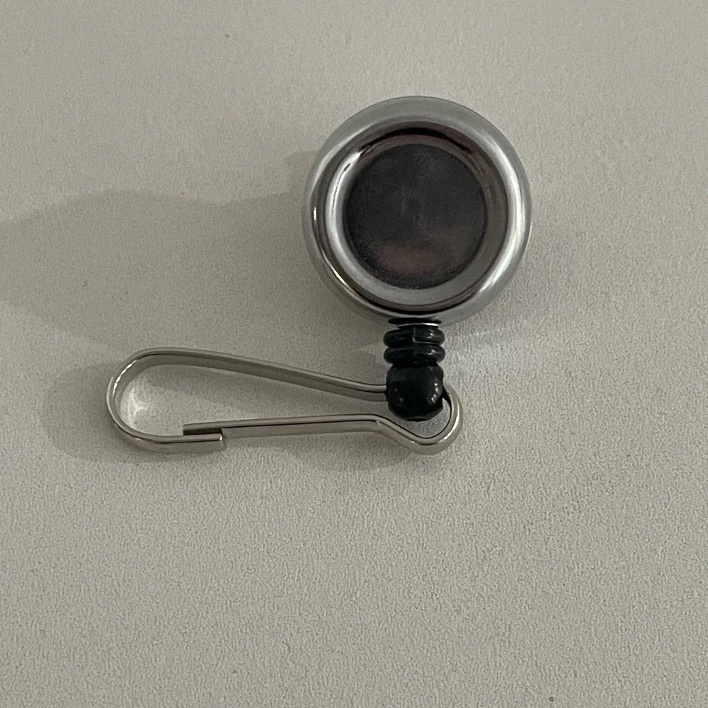 The Unbranded Brand mini retractable